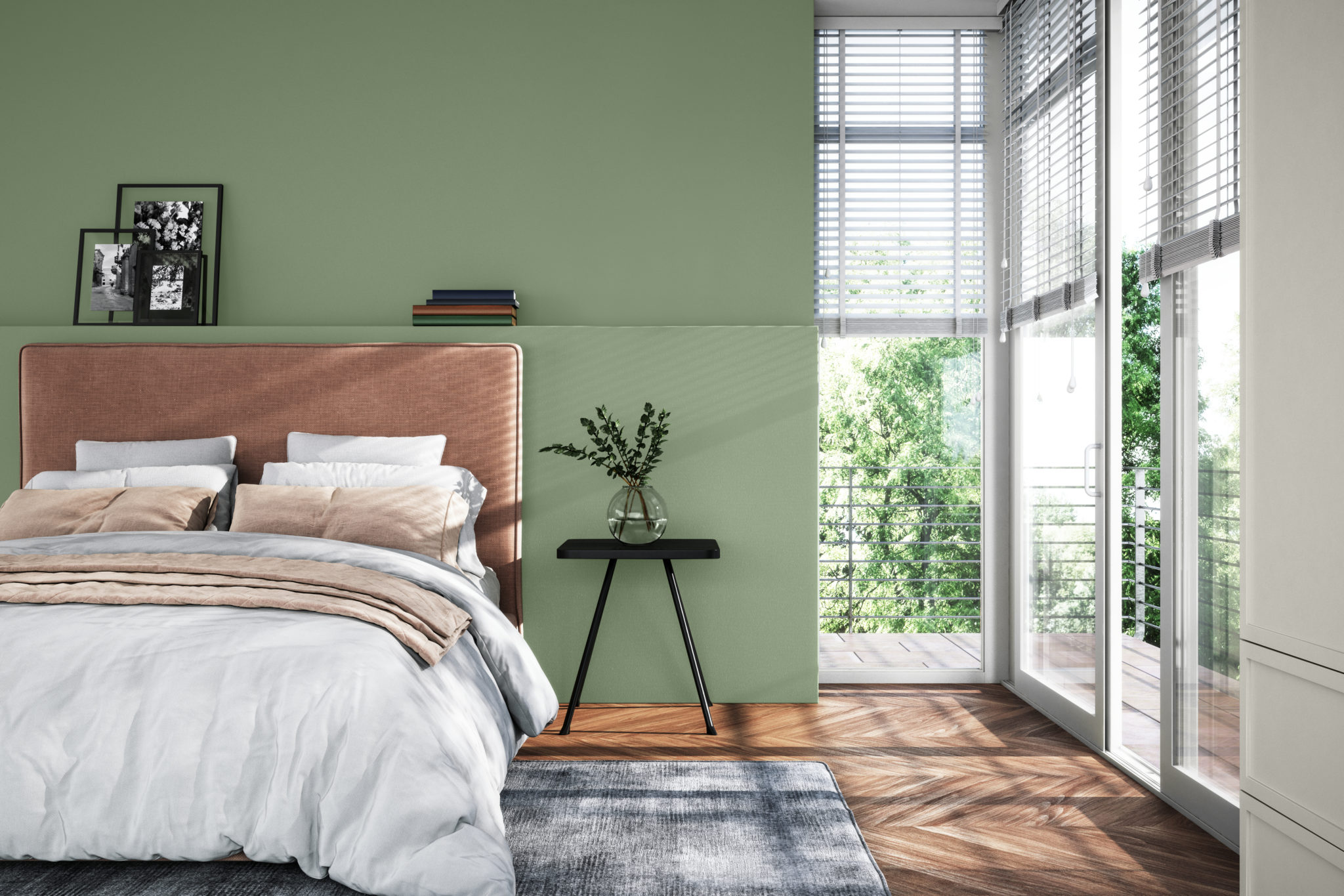 Un intérieur contemporain de chambre avec beaucoup de lumière naturelle, un lit confortable et élégant et un mur de couleur verte appelée Arbre de lauriers.