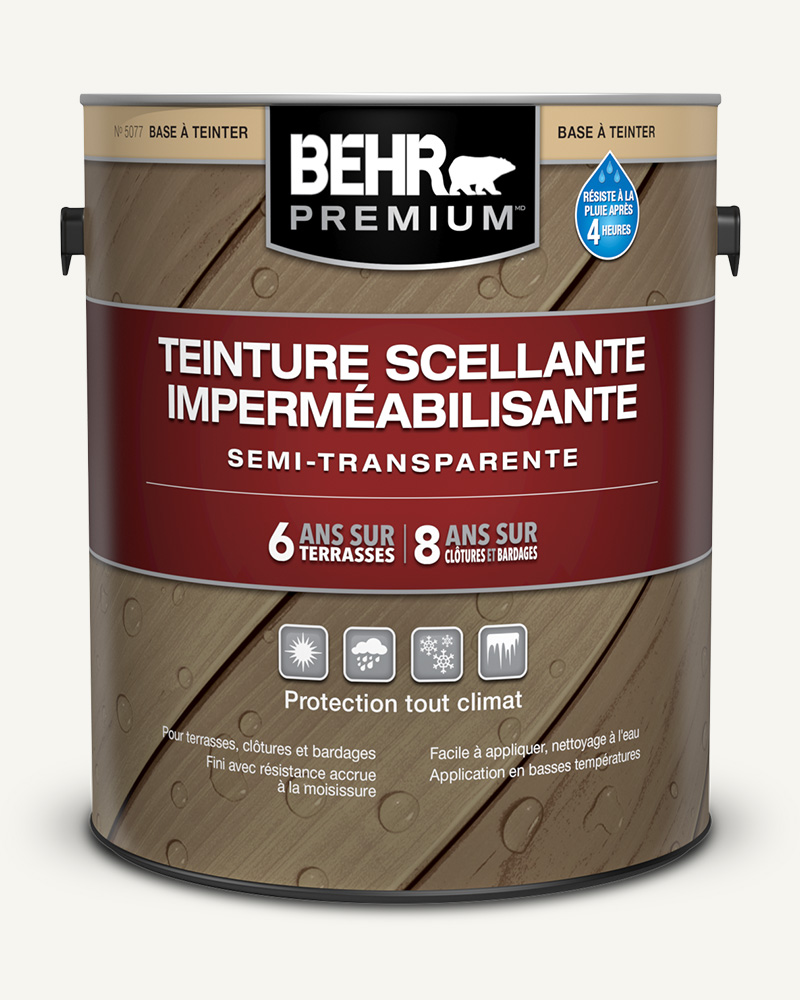 Un contenant de 3,78 L de teinture scellante, imperméabilisante et semi-transparente Behr Premium.